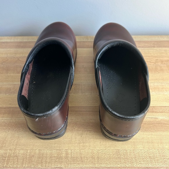 Dansko Professional Clog in Cordovan Cabrio - Picture 5 of 6